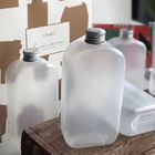 正方形の定形ペット プラスチック ジュースの容器、300mlはプラスチック ジュースのびんを空けます