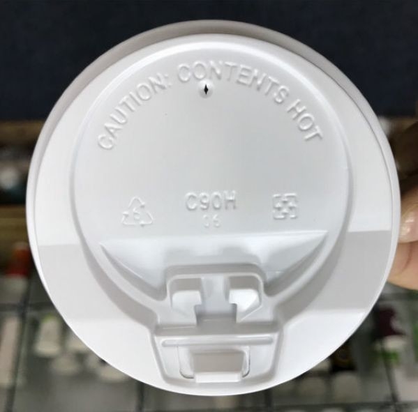 ISO9001 認証されたプラスチックカップ蓋 スナップオンデザインとほとんどの標準カップサイズとの互換性