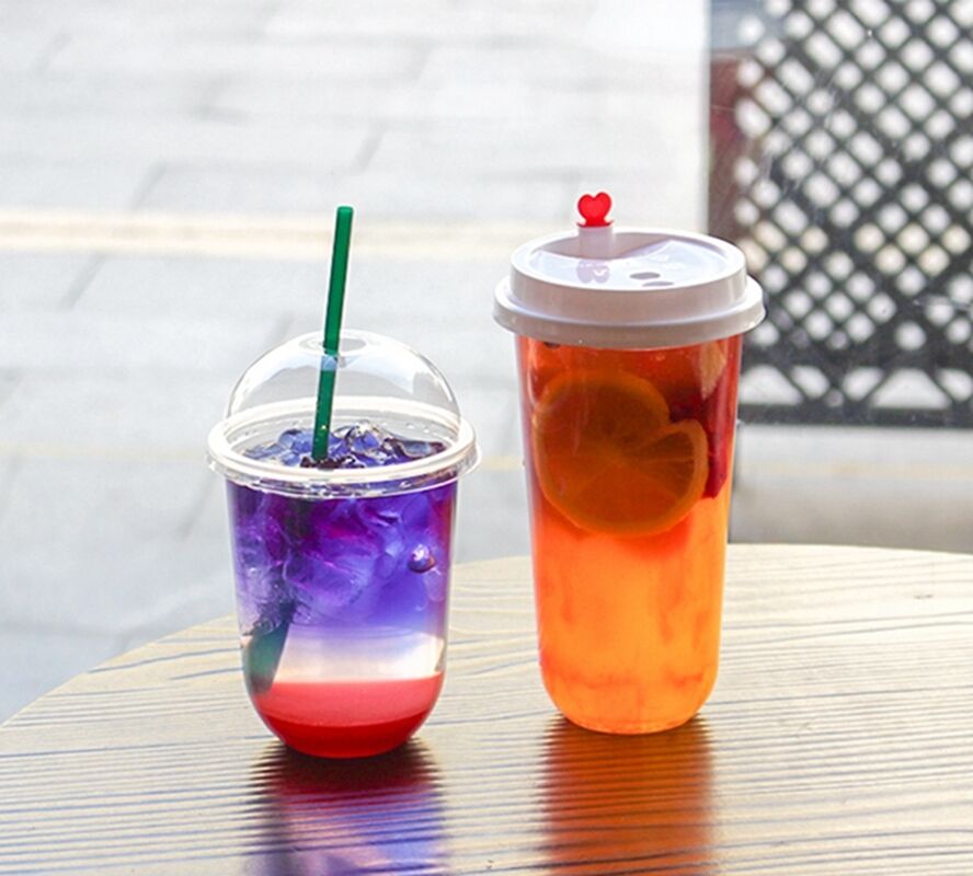 滑らかな表面の段ボール箱入り使い捨てプラスチックカップ - ケータリングイベント、パーティー、オフィスに最適