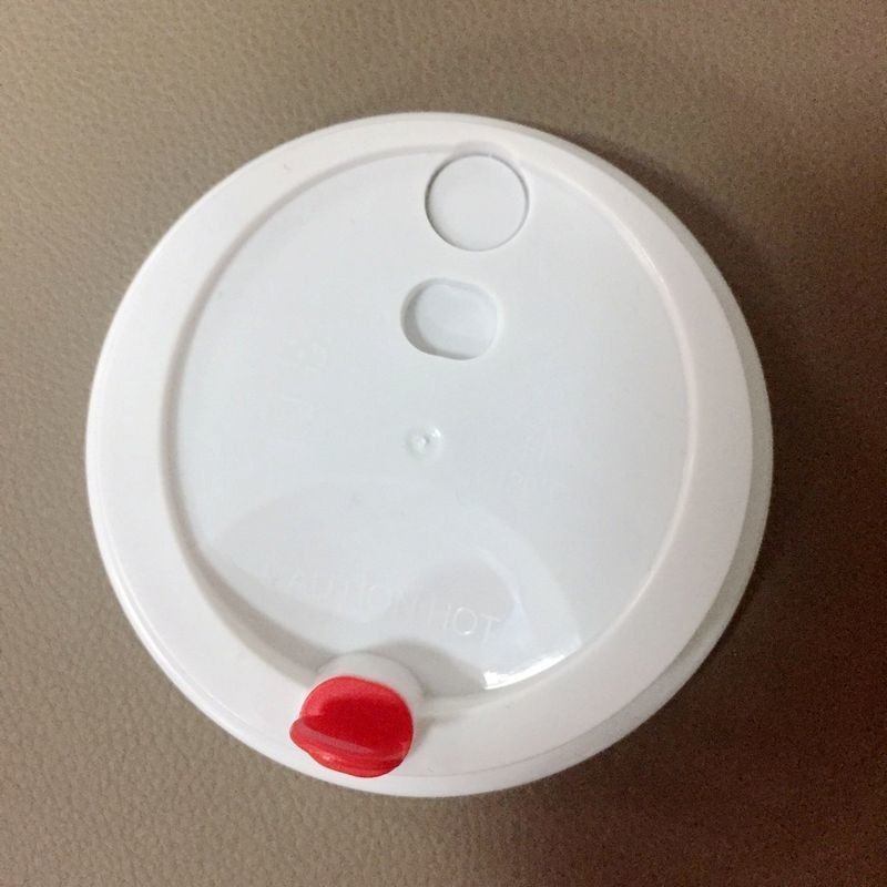 PPの注入のプラスチック コップのふたのふた80mm 90mmの習慣のサイズの白く黒い透明