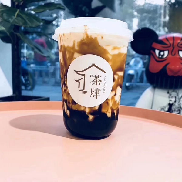 ふたが付いている泡茶使い捨て可能な供給の使い捨て可能なプラスチック コップは使い捨て可能なコップ16ozペットを個人化しました